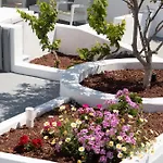 Anthemis Hotel Imerovigli (Santorini)