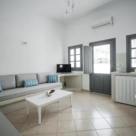 Anthemis Hotel Imerovigli (Santorini)